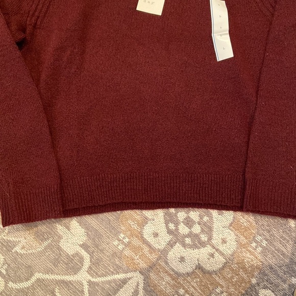 A new day burgundy crewneck sweater nwt - Picture 3 of 3